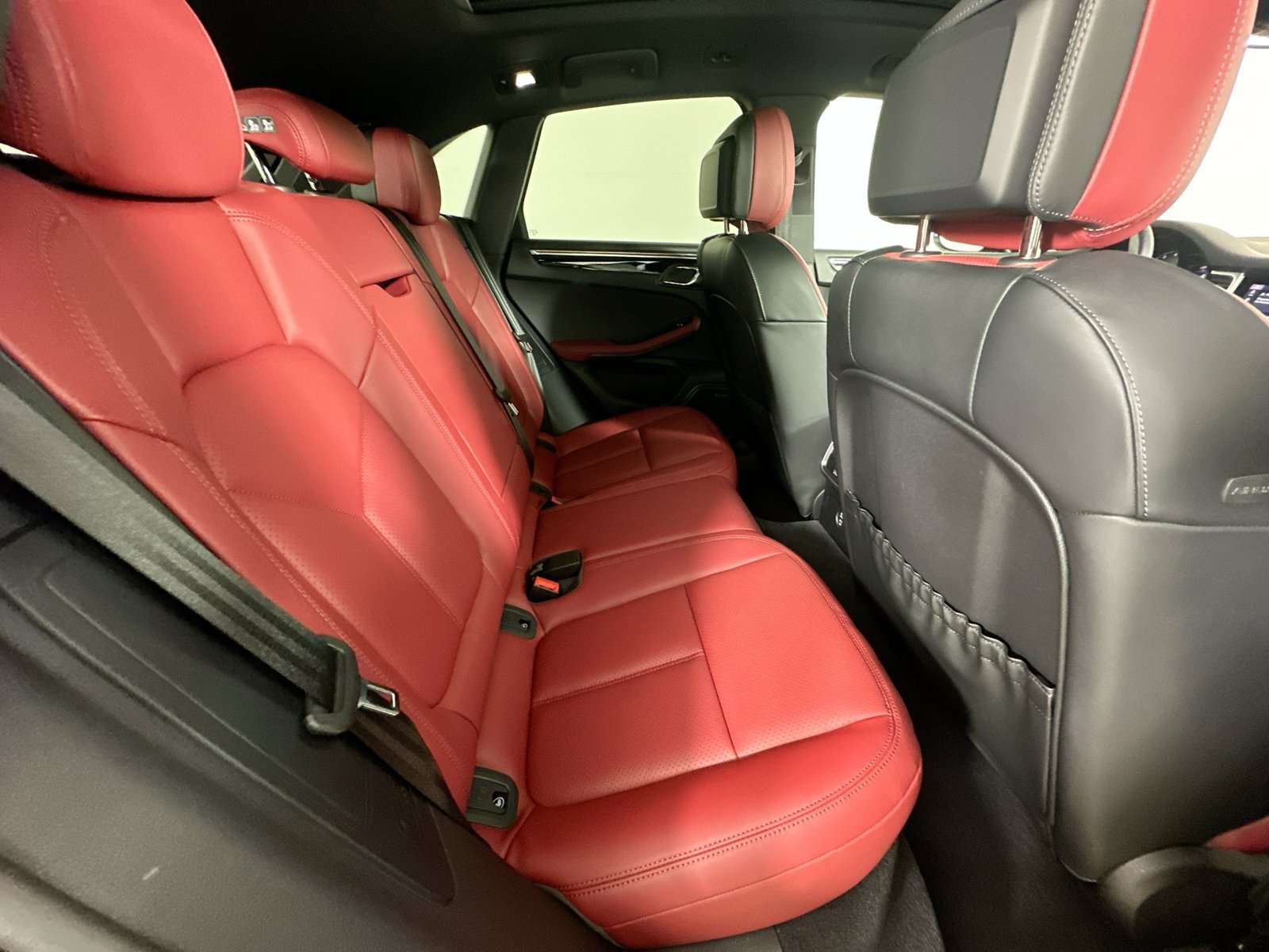 New 2026 Porsche Macan S AWD/4WD image 39