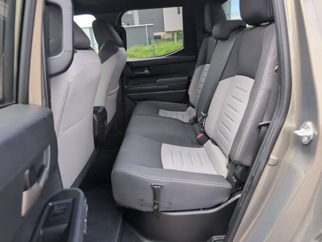 Used 2024 Toyota Tacoma TRD Off-Road AWD/4WD image 15