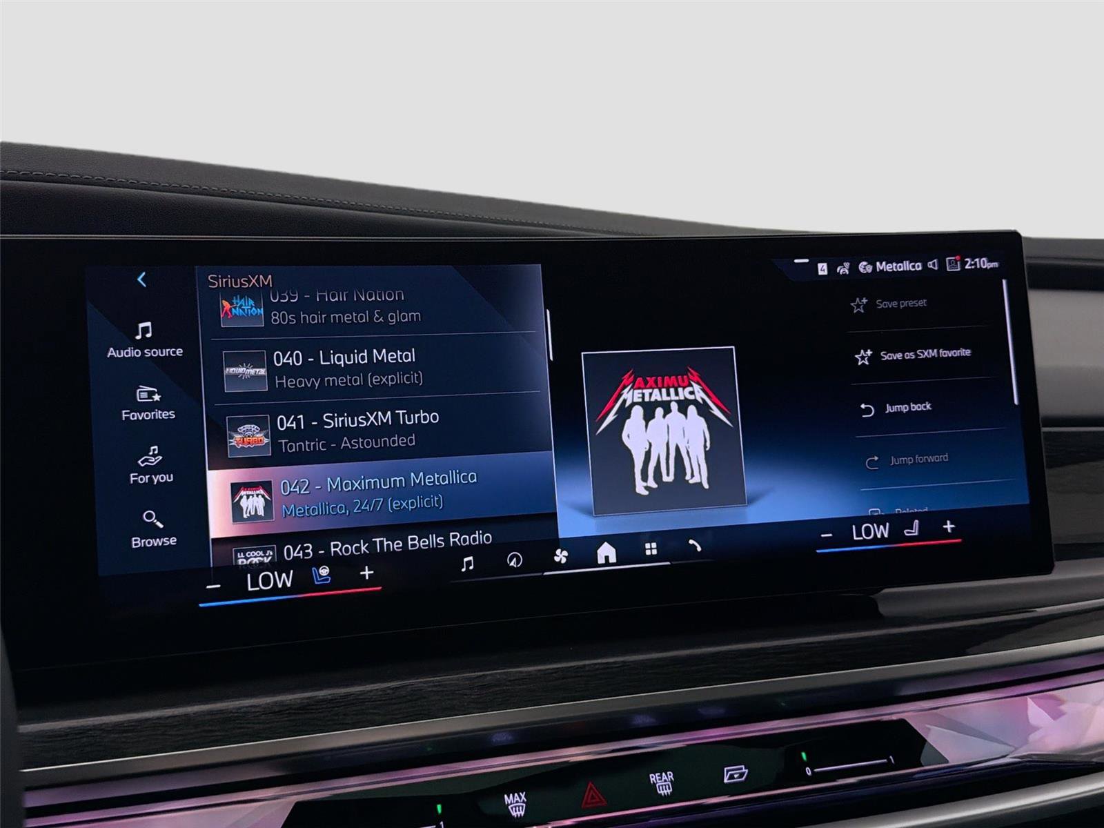 New 2026 BMW 750e xDrive w/ Executive Package AWD/4WD image 14