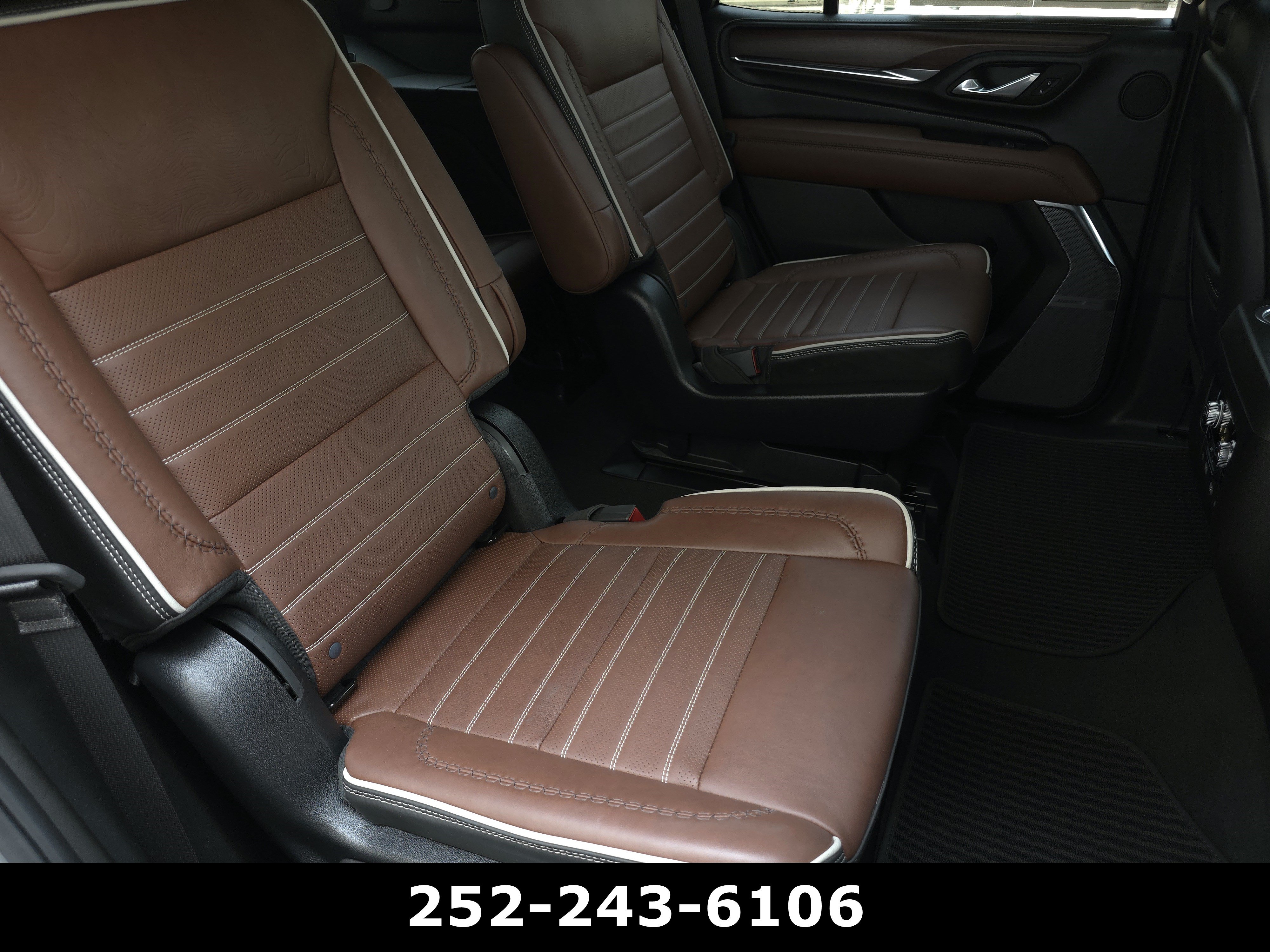 Used 2024 GMC Yukon Denali Ultimate AWD/4WD image 42
