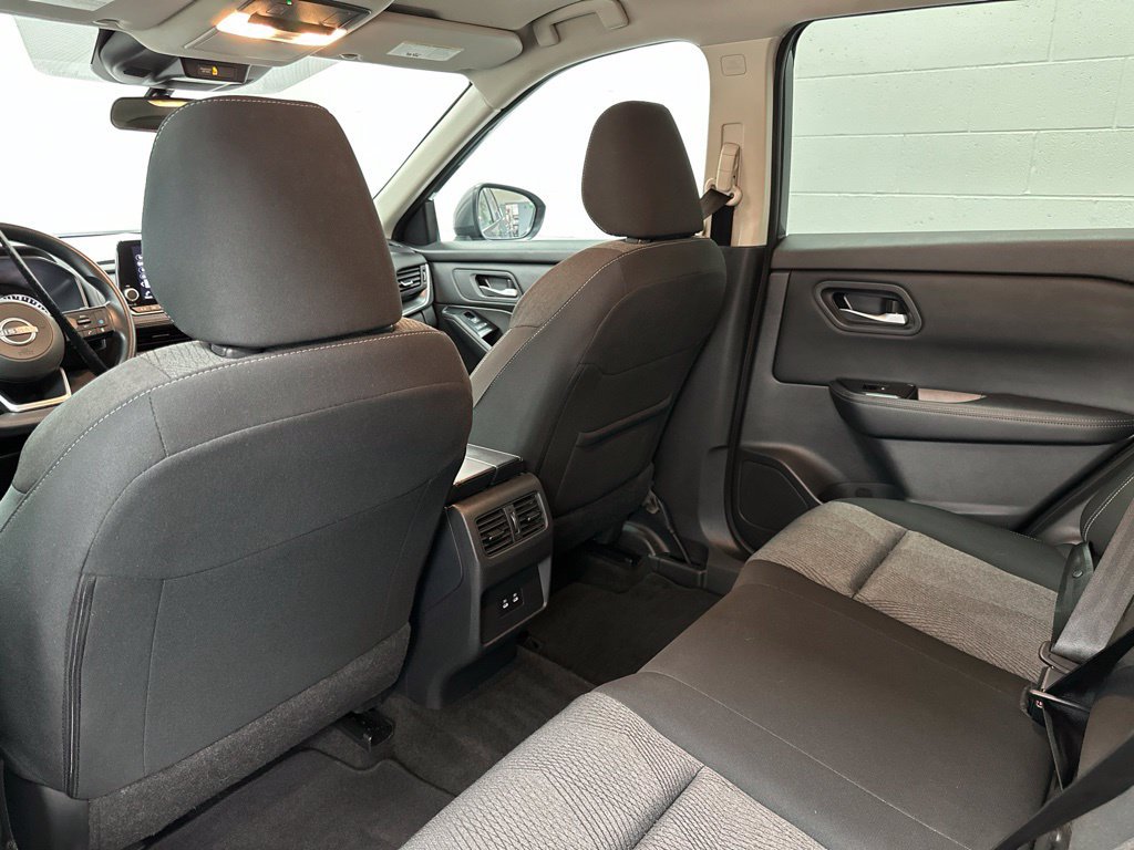 Used 2024 Nissan Rogue SV AWD/4WD image 20