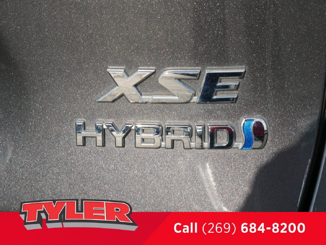 Used 2023 Toyota RAV4 XSE w/ XSE Grade Weather Package AWD/4WD image 14