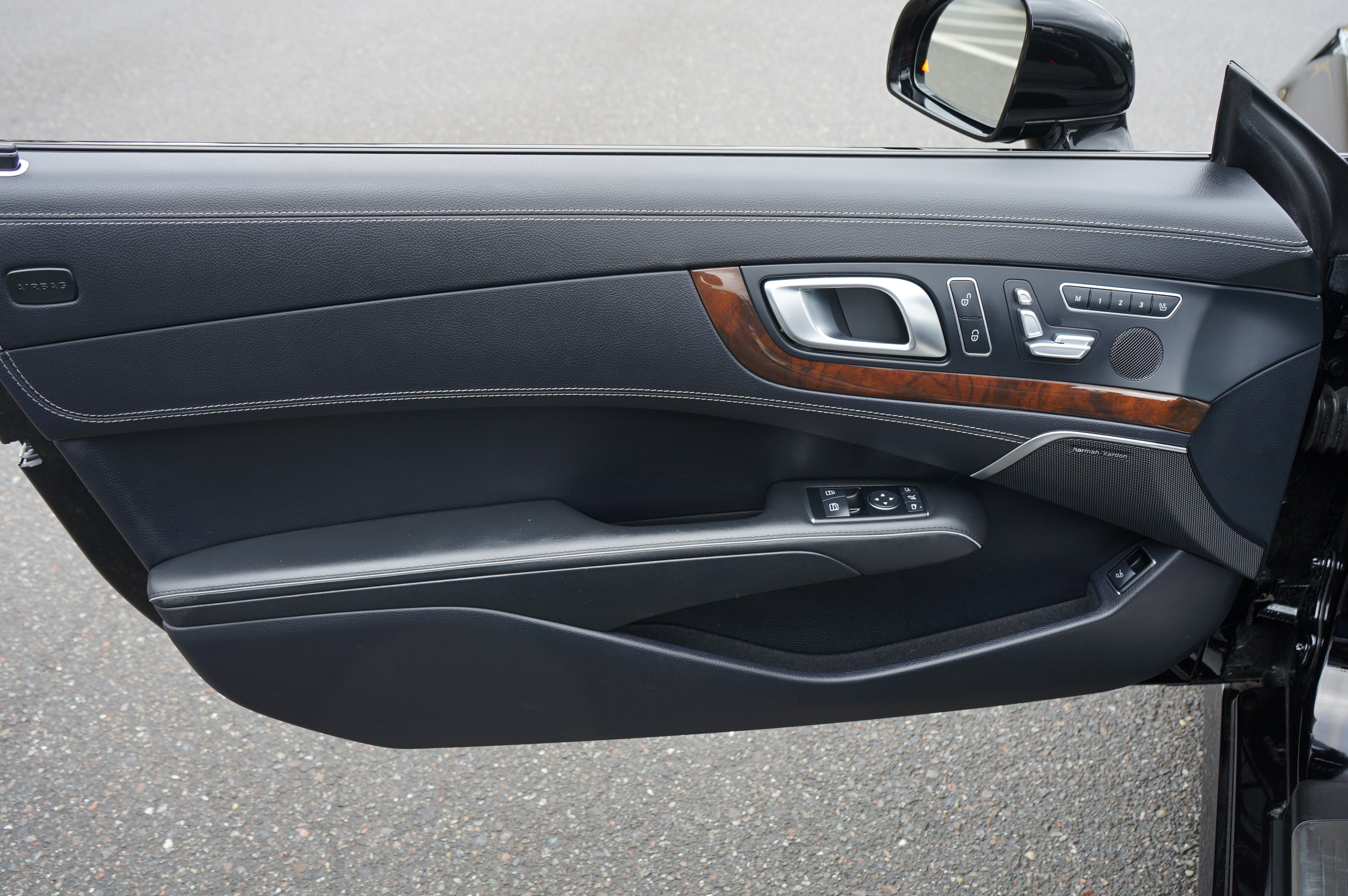 Used 2013 Mercedes-Benz SL 63 AMG image 27
