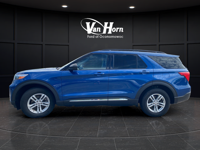 Used 2020 Ford Explorer XLT w/ Equipment Group 202A AWD/4WD image 4