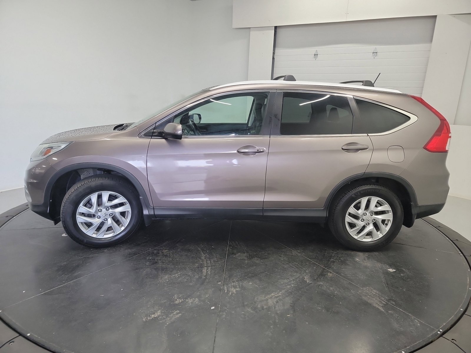 Used 2016 Honda CR-V EX-L image 4