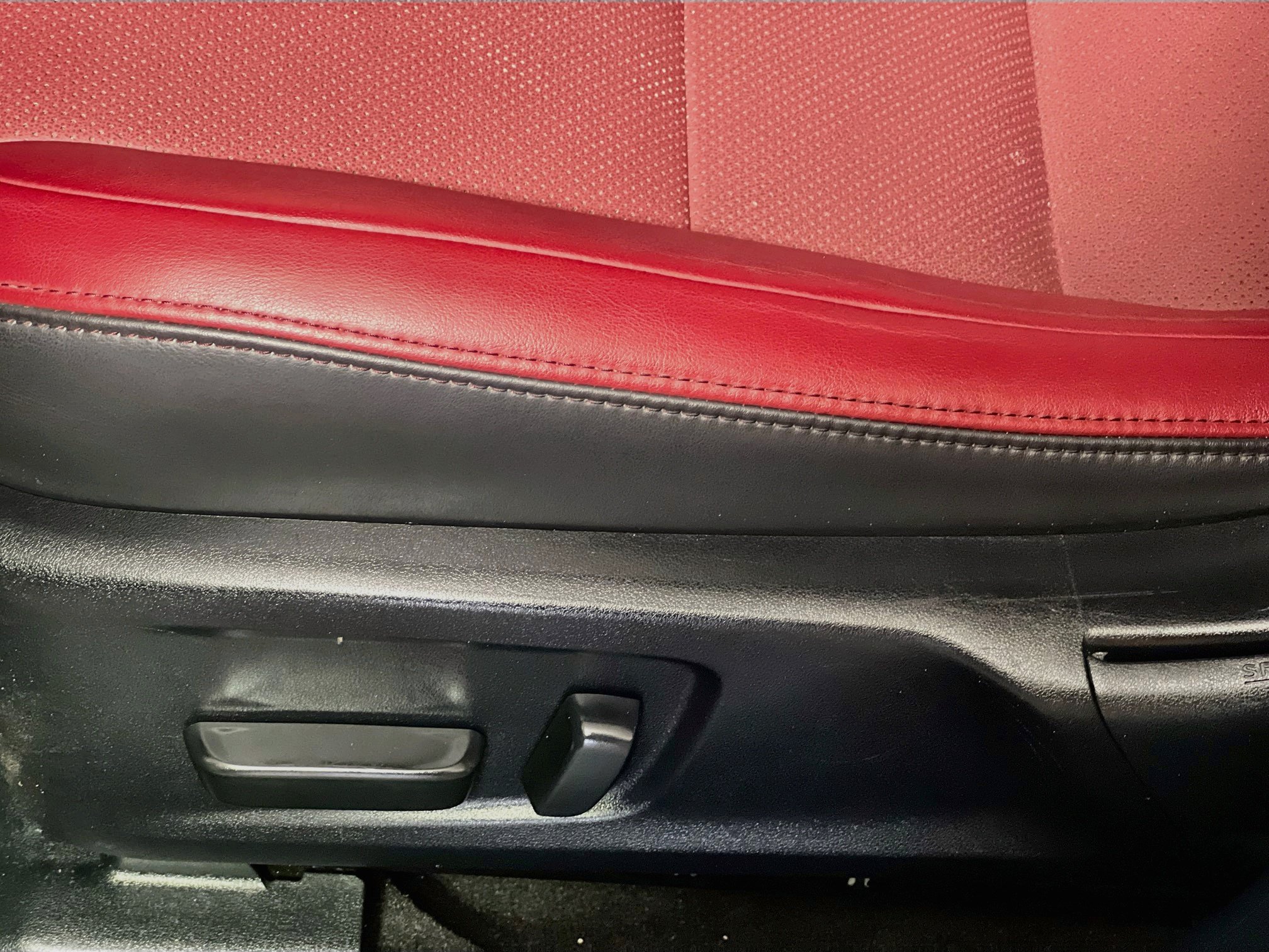 Used 2024 Lexus IS 350 F Sport RWD image 15