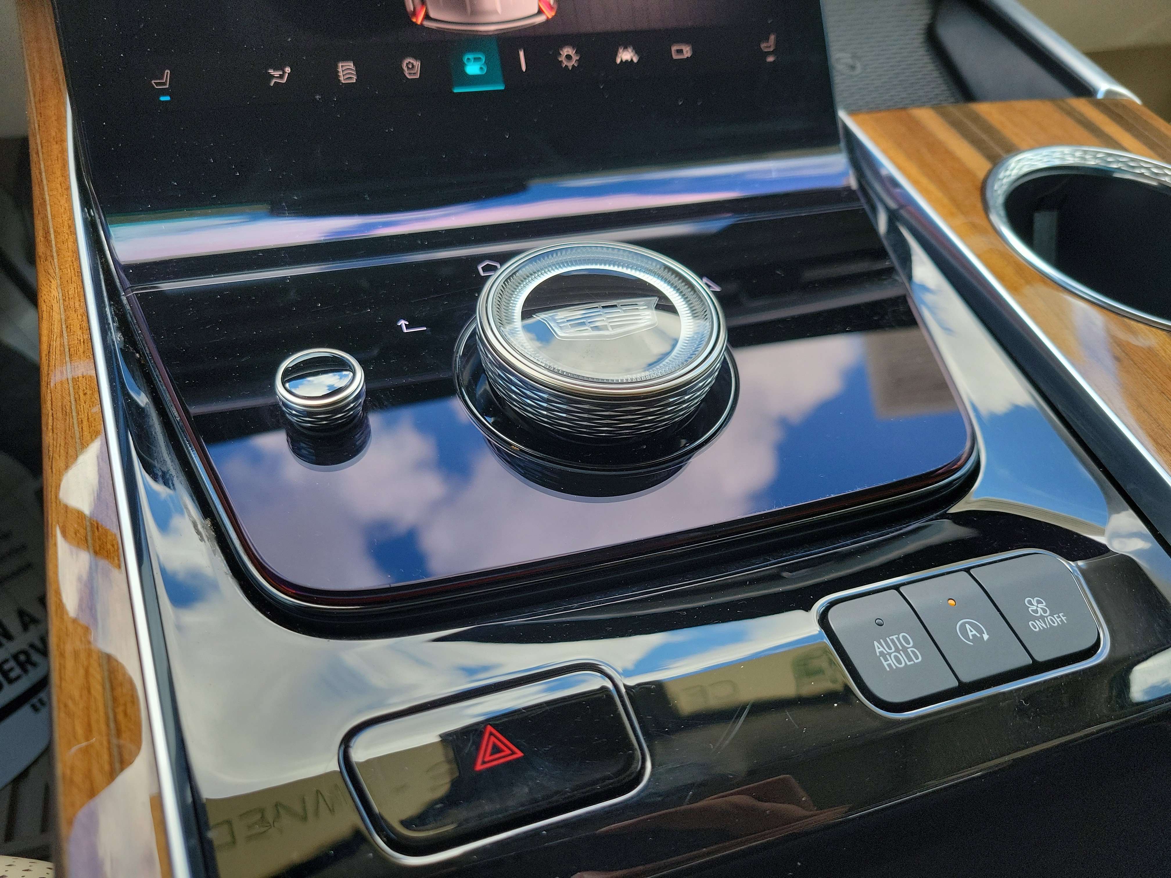 Certified 2025 Cadillac Escalade Sport Platinum image 31