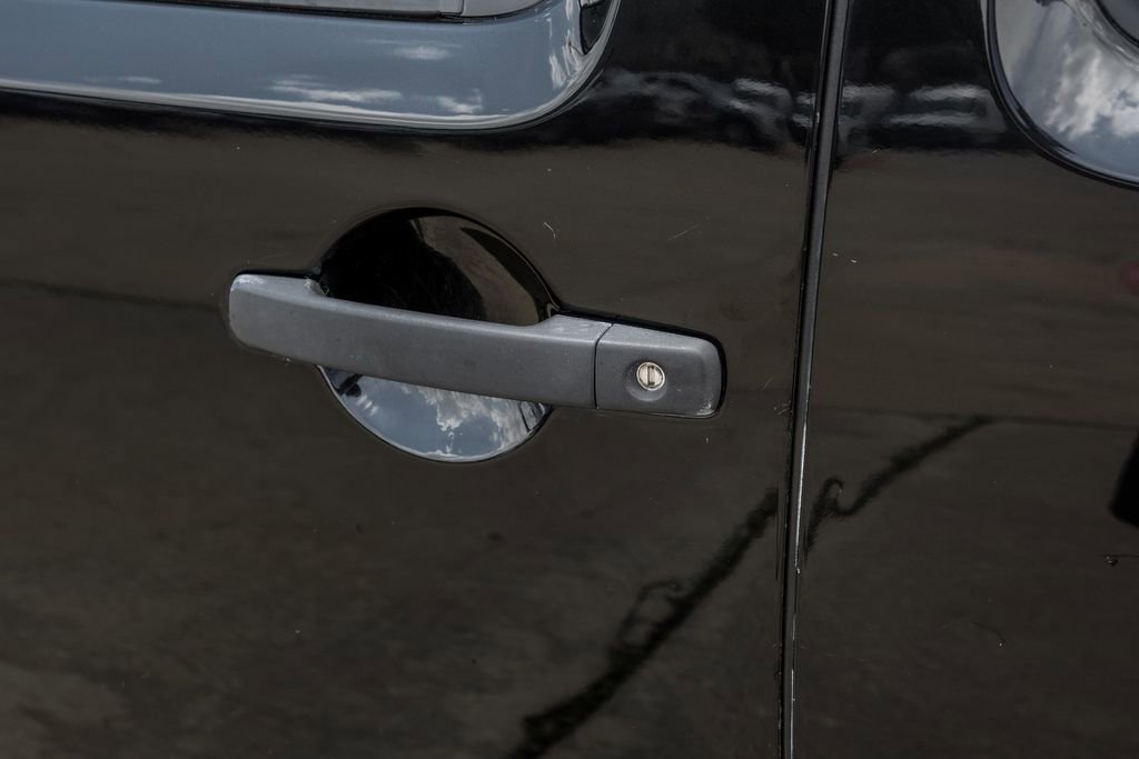 Used 2018 Nissan Frontier SV RWD image 37