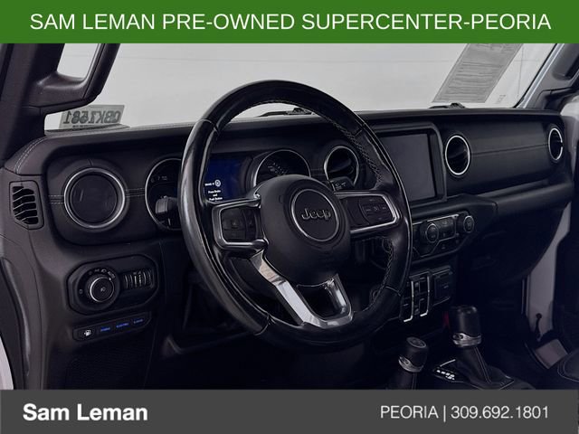 Used 2022 Jeep Wrangler Unlimited Sahara w/ Cold Weather Group image 9