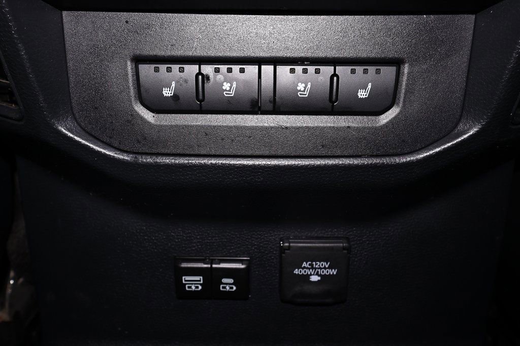 Used 2023 Toyota Tundra Capstone image 18