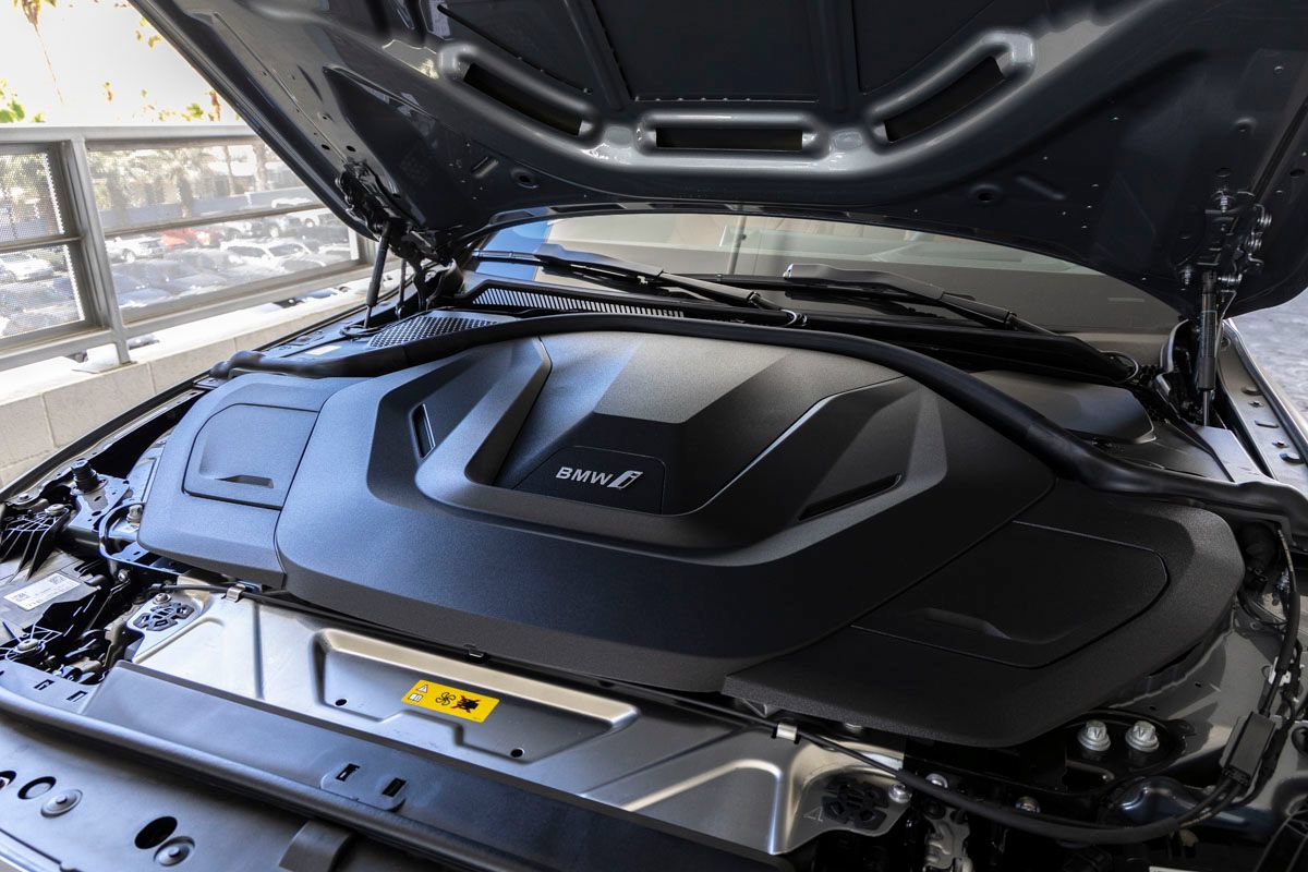 New 2026 BMW i4 eDrive40 w/ Premium Package RWD image 33