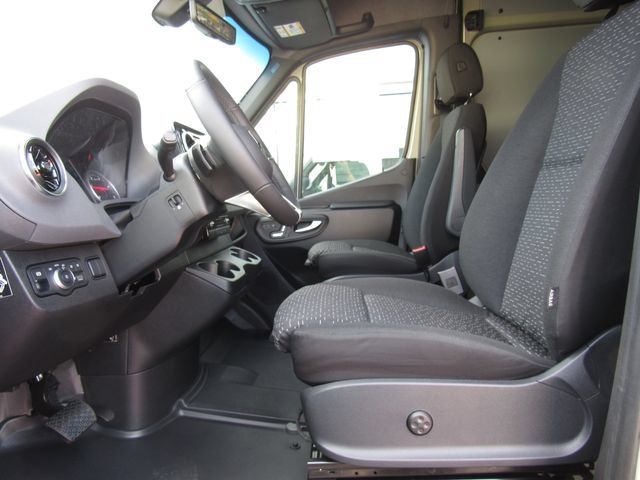 New 2026 Mercedes-Benz Sprinter 2500 image 11