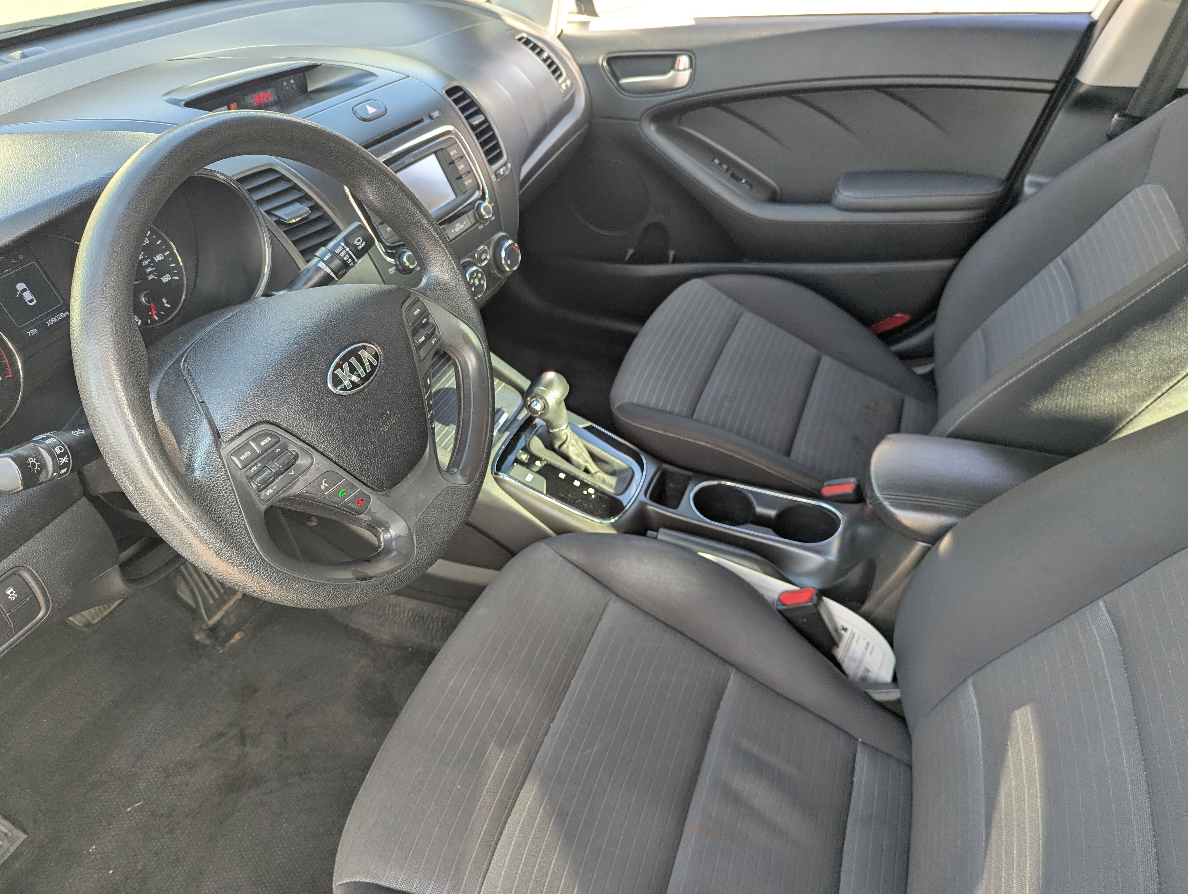 Used 2017 Kia Forte LX w/ LX Popular Package image 19