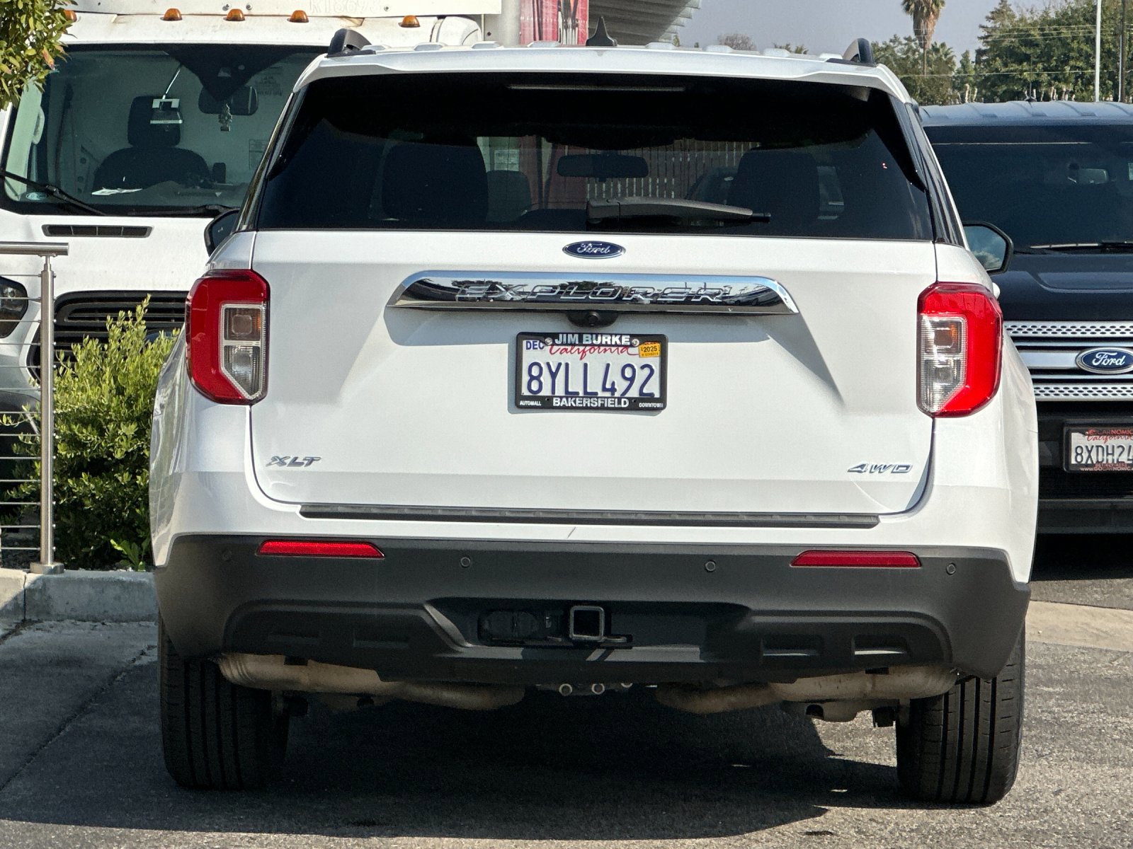 Certified 2022 Ford Explorer XLT w/ Class IV Trailer Tow Package image 5