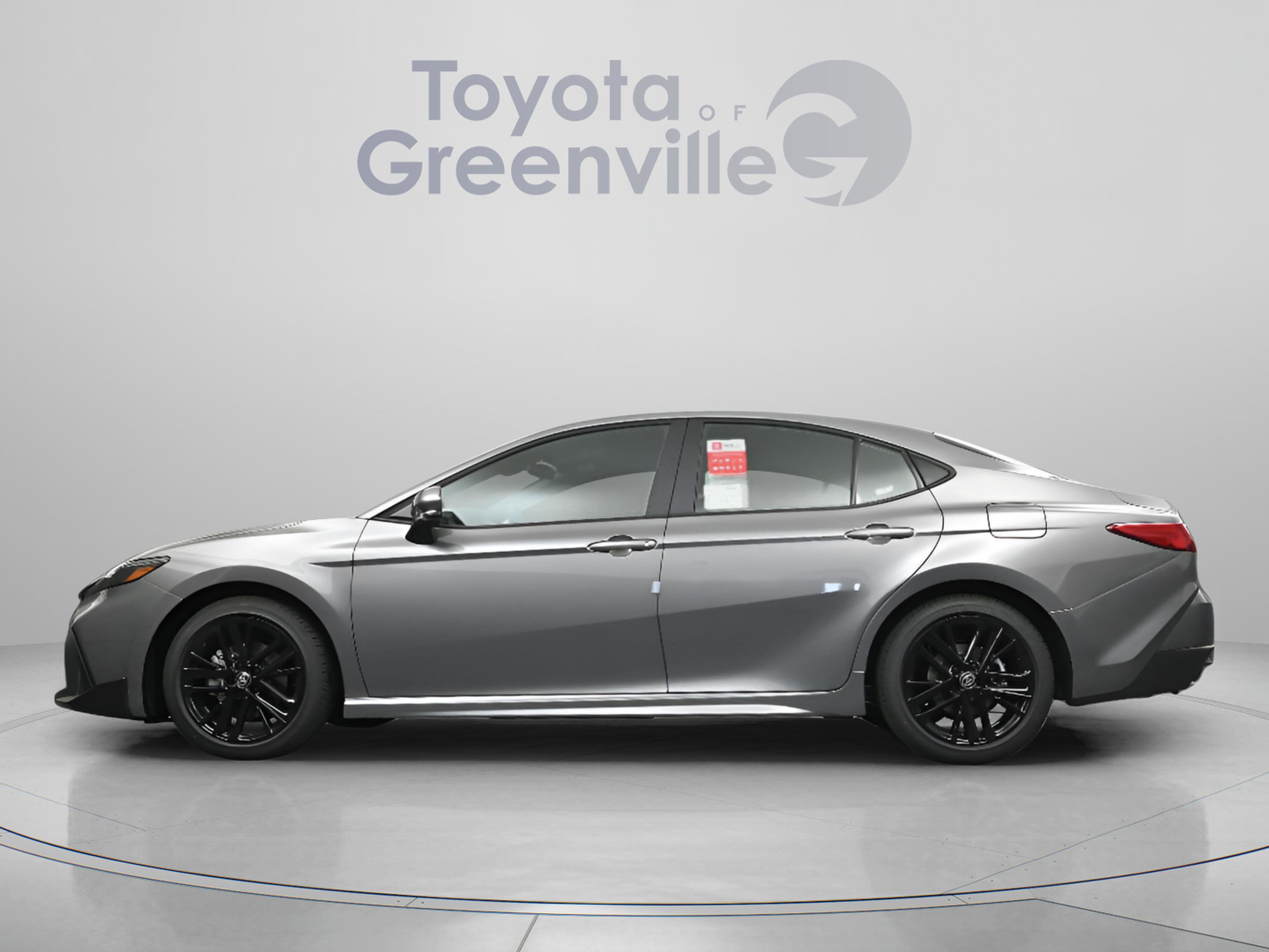 New 2026 Toyota Camry SE FWD image 5