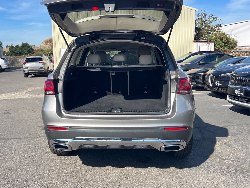Used 2021 Mercedes-Benz GLC 300 4MATIC image 8
