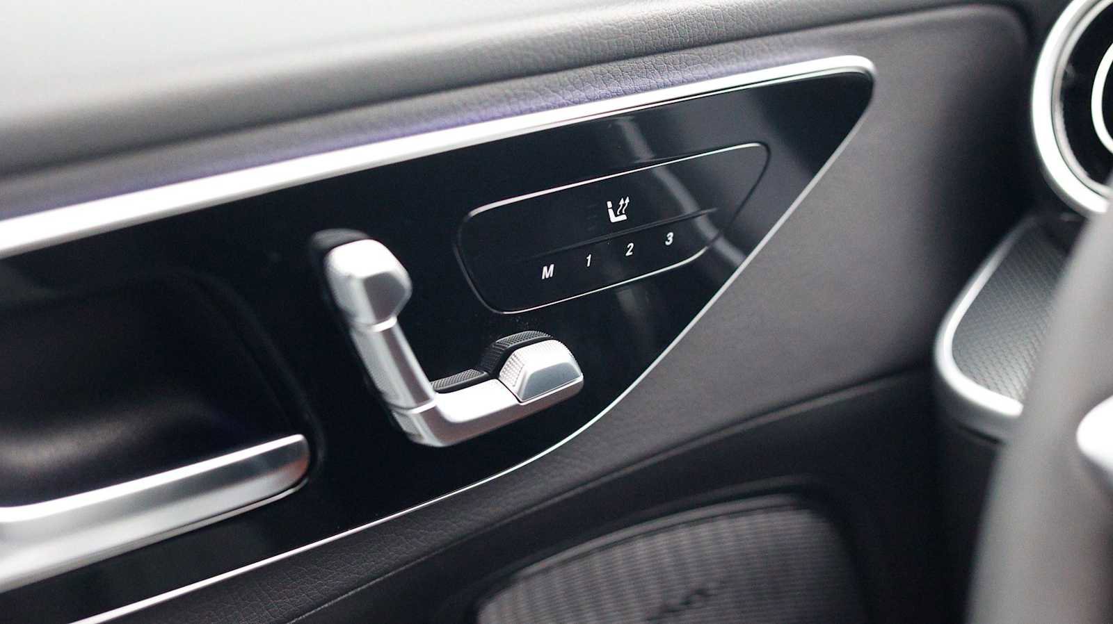 Used 2026 Mercedes-Benz C 300 4MATIC Sedan image 36