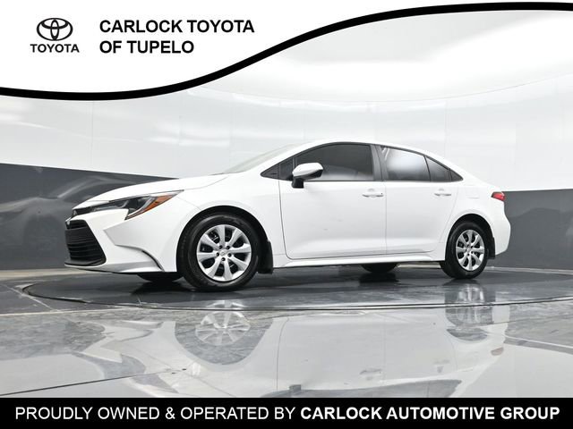 Used 2025 Toyota Corolla LE FWD image 42