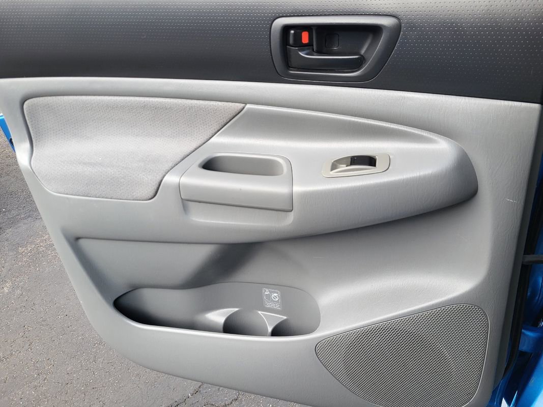 Used 2005 Toyota Tacoma TRD Off-Road image 17