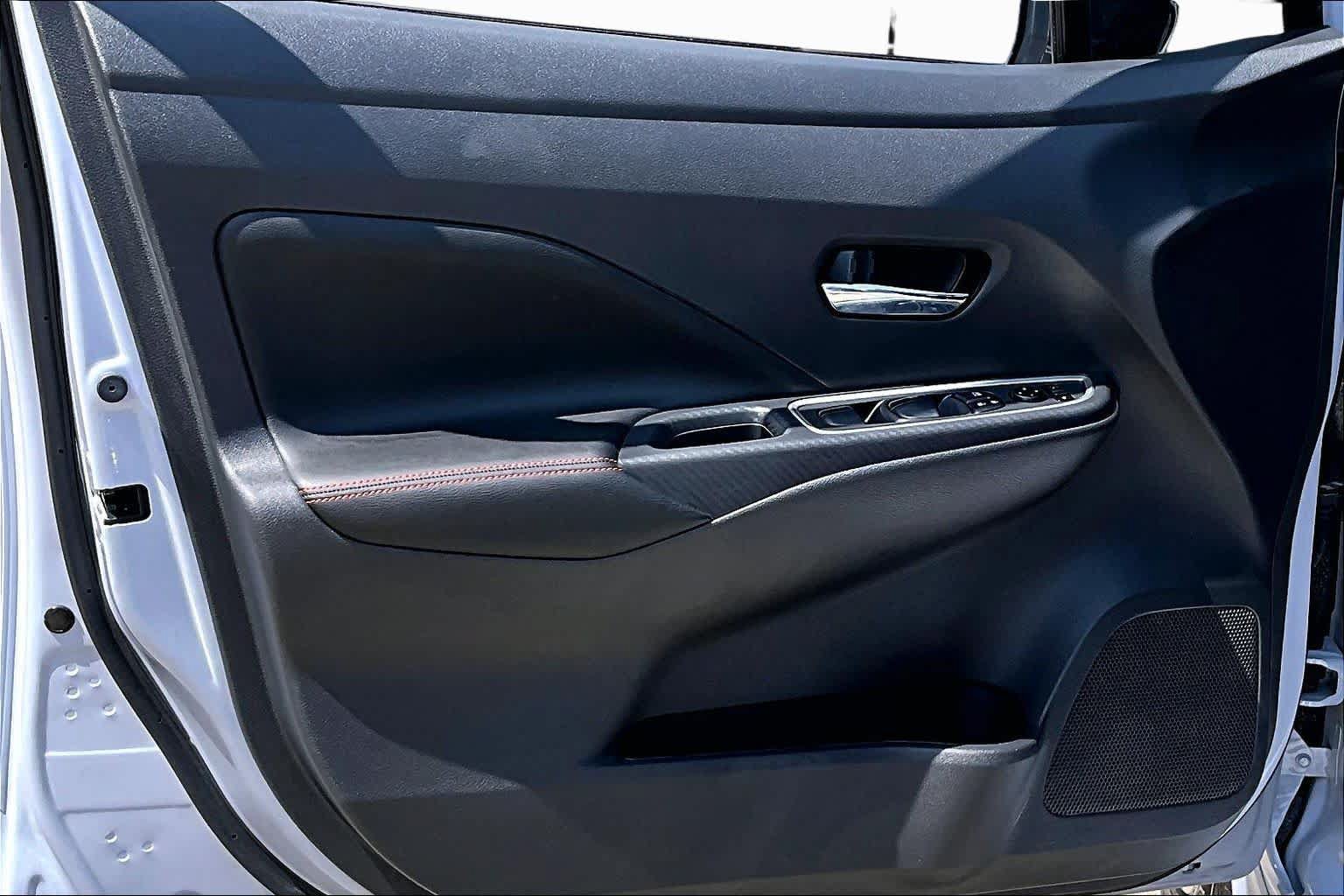 Certified 2025 Nissan Versa SR w/ Trunk Package FWD image 21