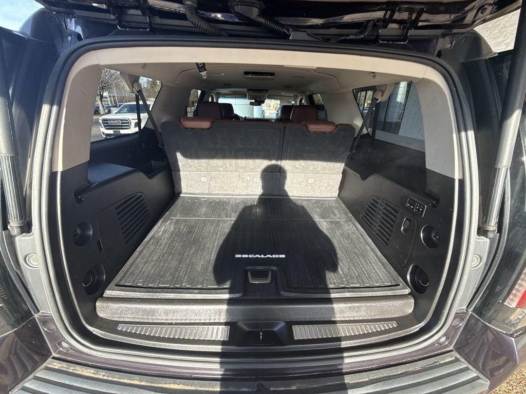 Certified 2018 Cadillac Escalade ESV Premium Luxury w/ LPO, Radiant Package image 26