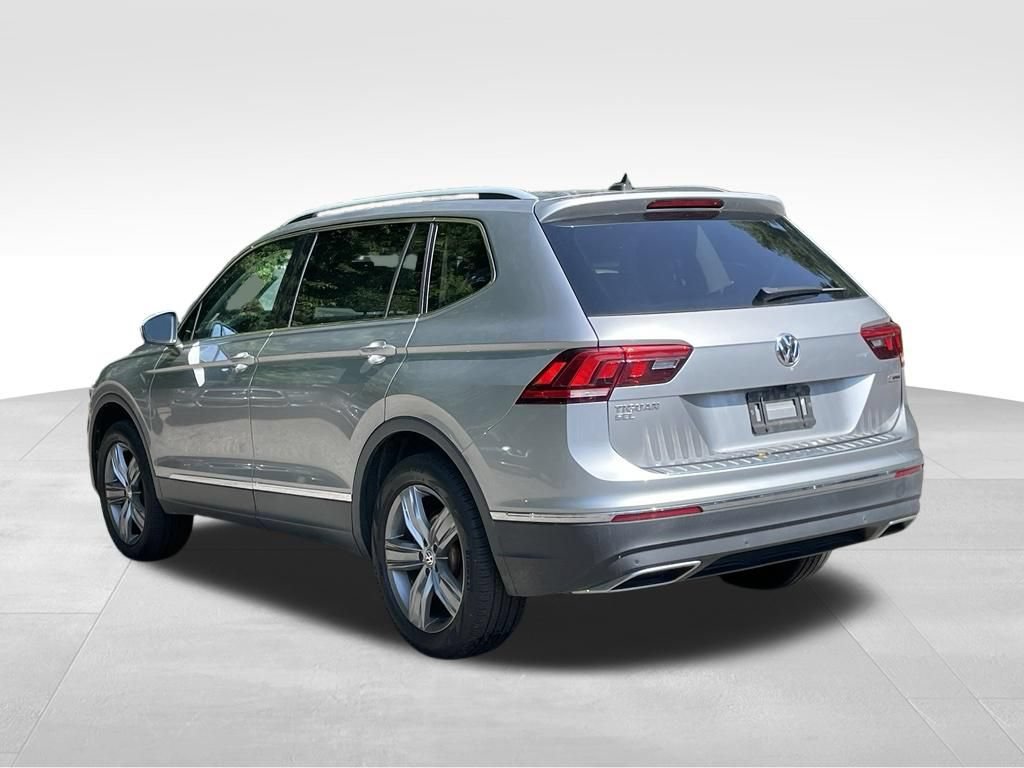 Used 2020 Volkswagen Tiguan SEL AWD/4WD image 5