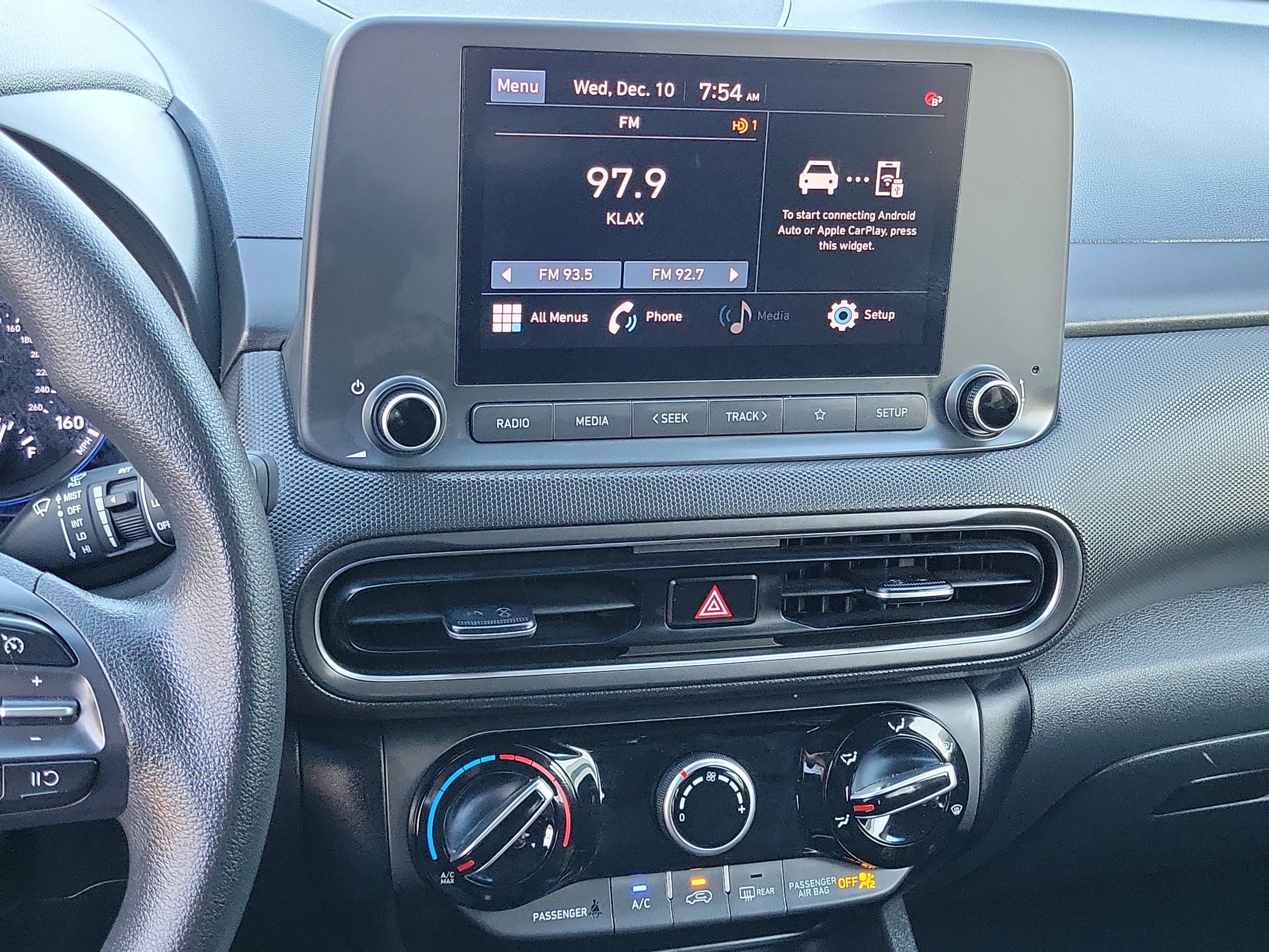 Certified 2023 Hyundai Kona SEL image 11