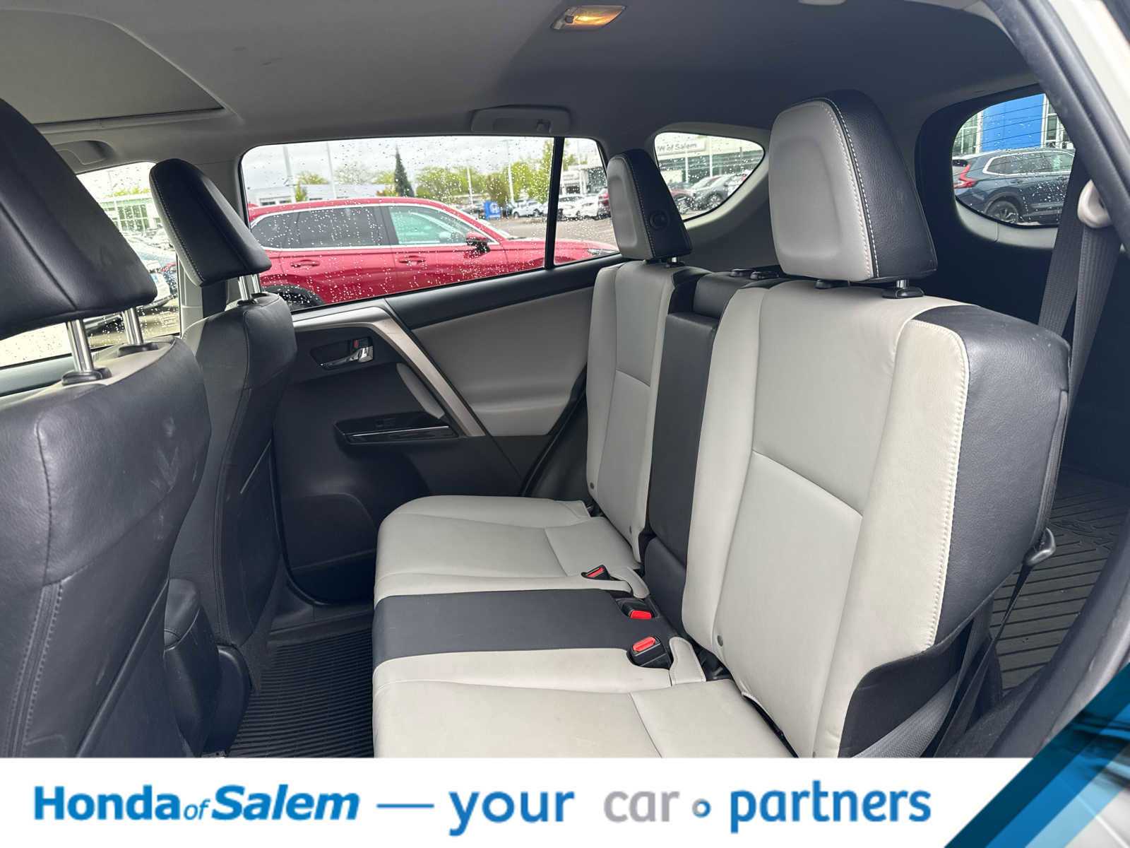 Used 2018 Toyota RAV4 Limited w/ All Weather Liner Package AWD/4WD image 14