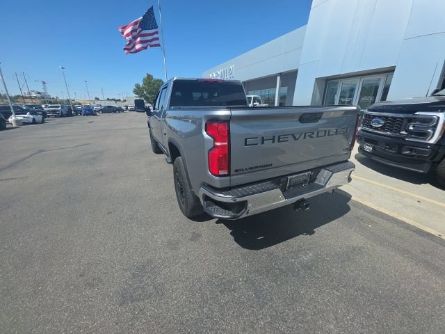 Used 2025 Chevrolet Silverado 3500 LTZ w/ LTZ Plus Package AWD/4WD image 13
