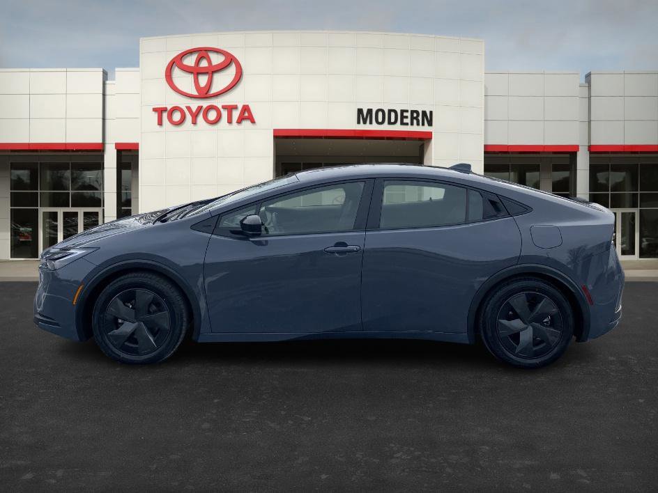 Used 2023 Toyota Prius LE image 7