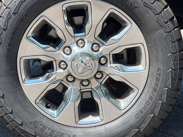 Used 2024 RAM 3500 Limited AWD/4WD image 7