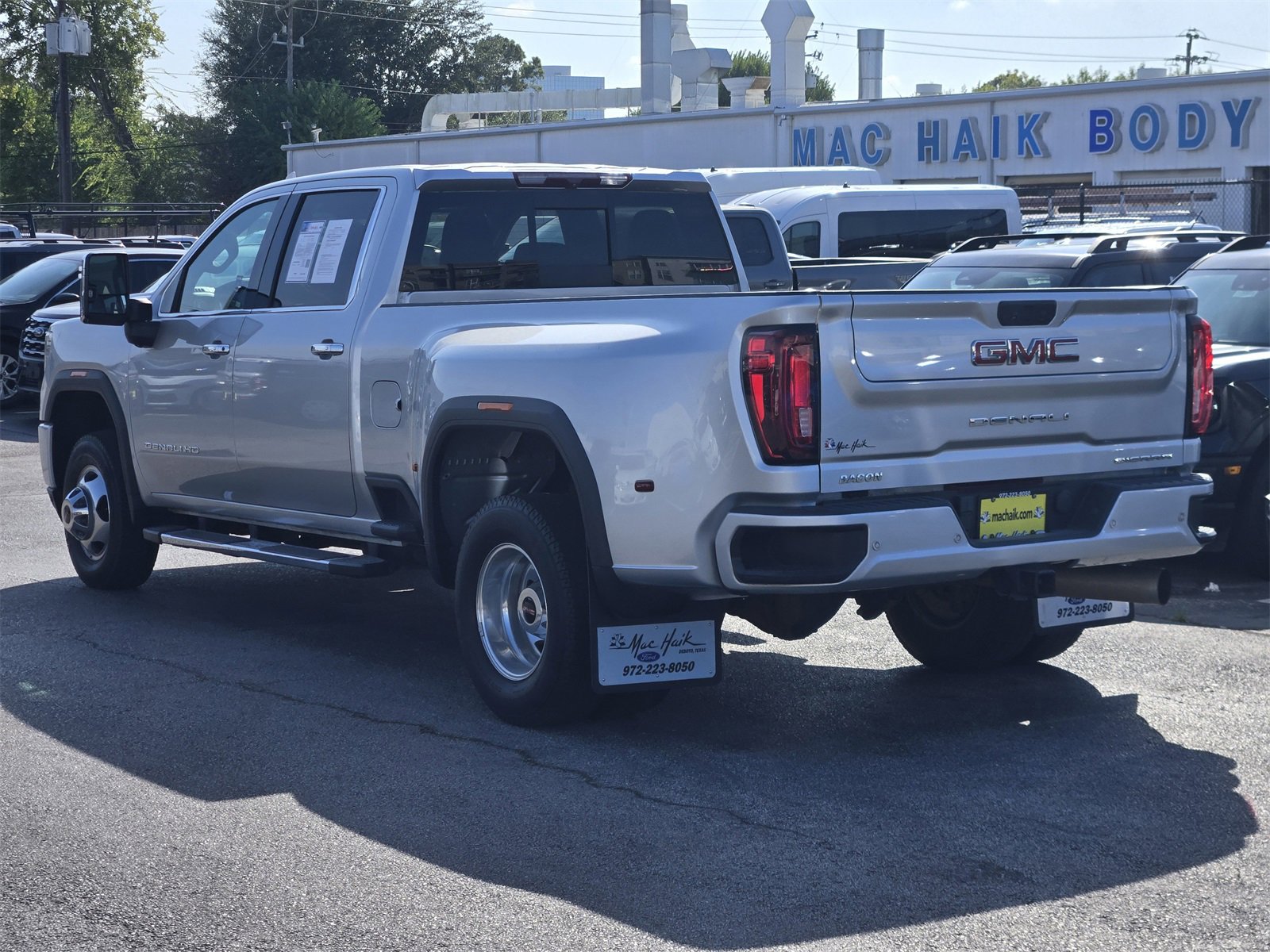 Used 2022 GMC Sierra 3500 Denali image 6