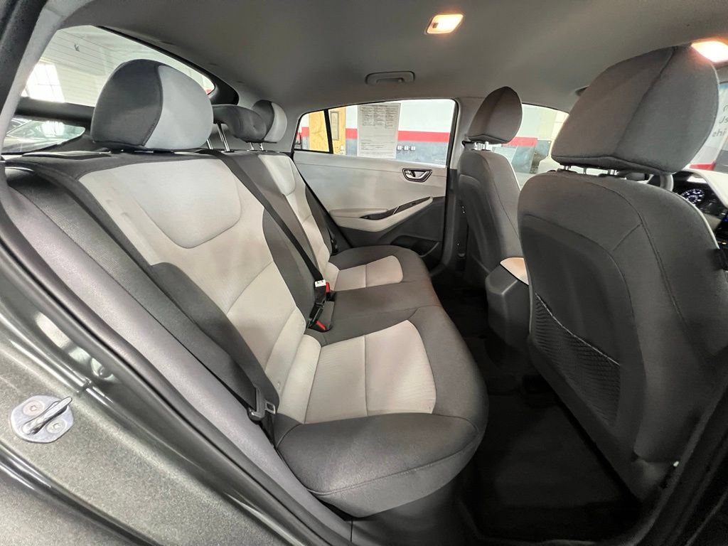 Used 2020 Hyundai Ioniq Blue FWD image 17