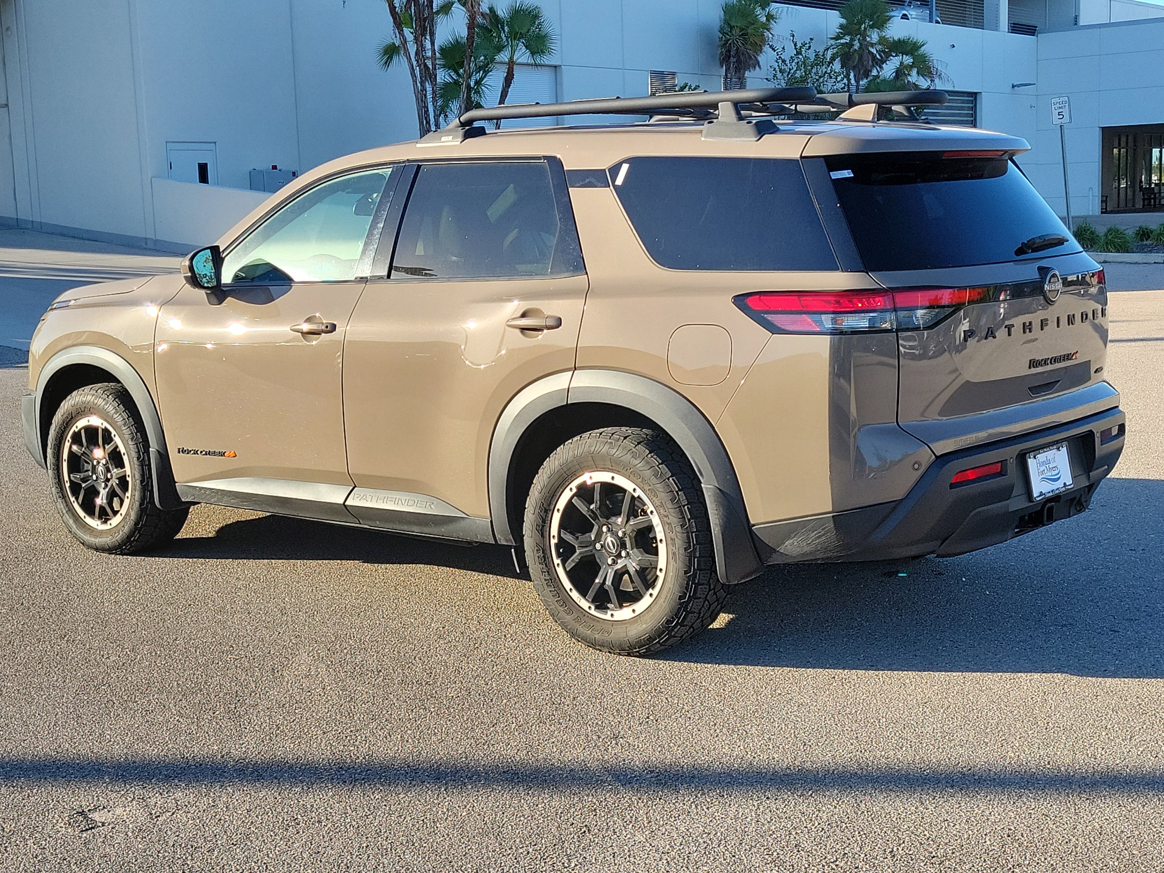 Used 2023 Nissan Pathfinder Rock Creek image 4