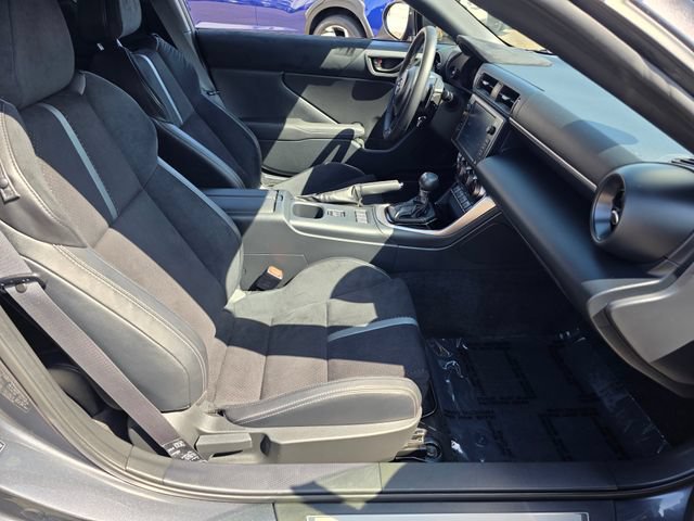 Used 2024 Toyota GR86 Premium RWD image 10