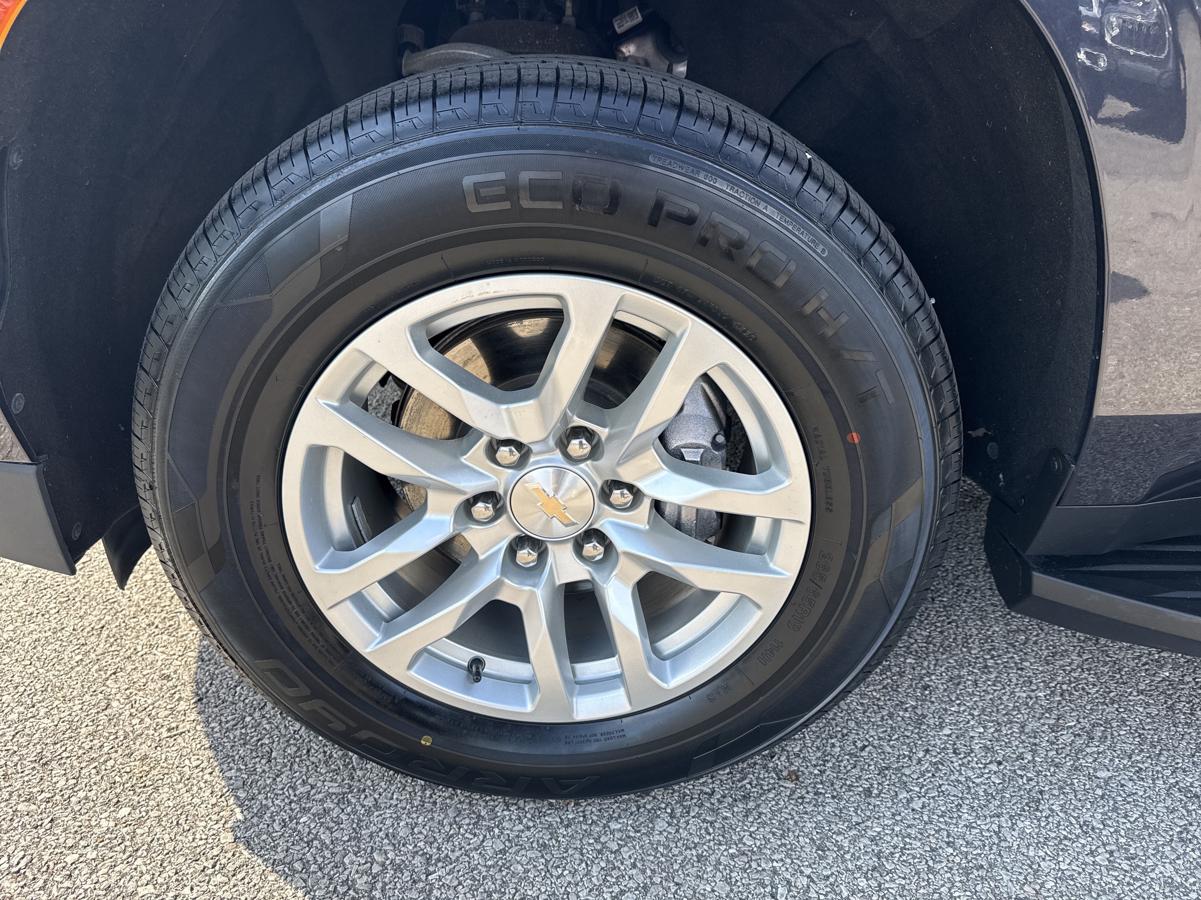 Used 2024 Chevrolet Suburban LT AWD/4WD image 12