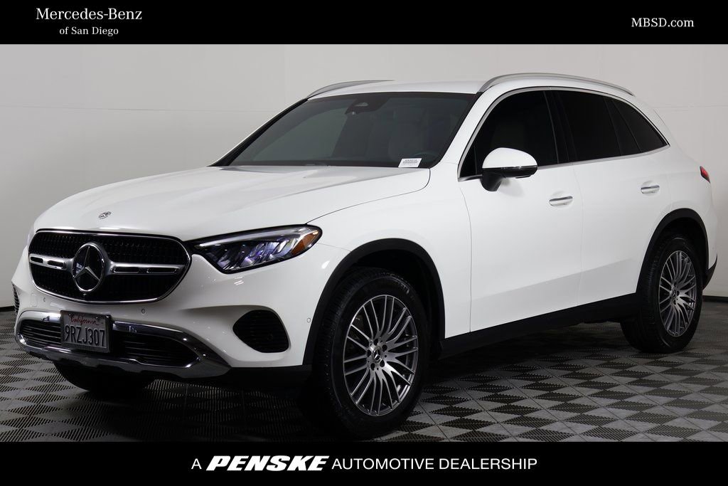 Certified 2025 Mercedes-Benz GLC 300 image 1
