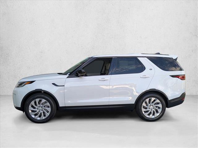 New 2026 Land Rover Discovery S image 5