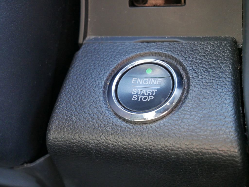 Used 2018 Ford Expedition Max XLT w/ Equipment Group 202A AWD/4WD image 33