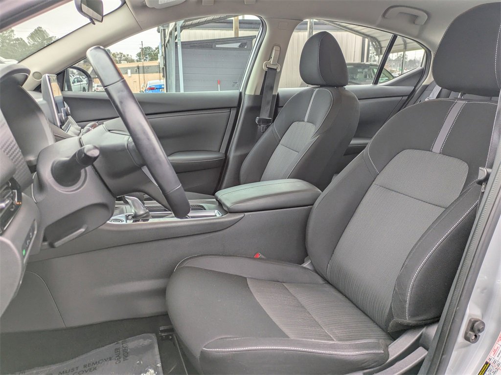 Used 2020 Nissan Sentra SV image 19