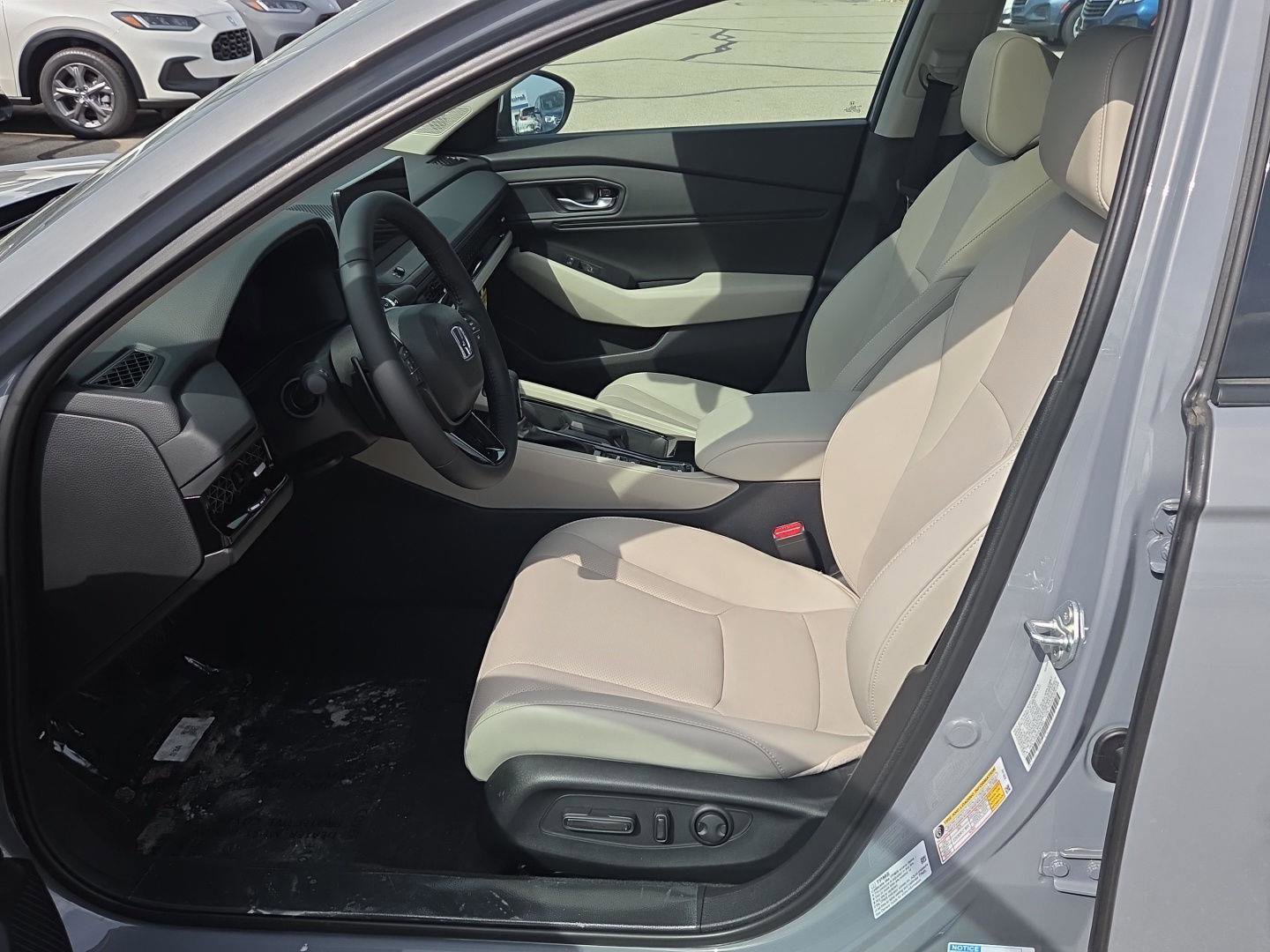 New 2025 Honda Accord EX-L image 17