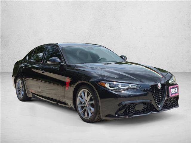 Used 2024 Alfa Romeo Giulia Sprint RWD image 3