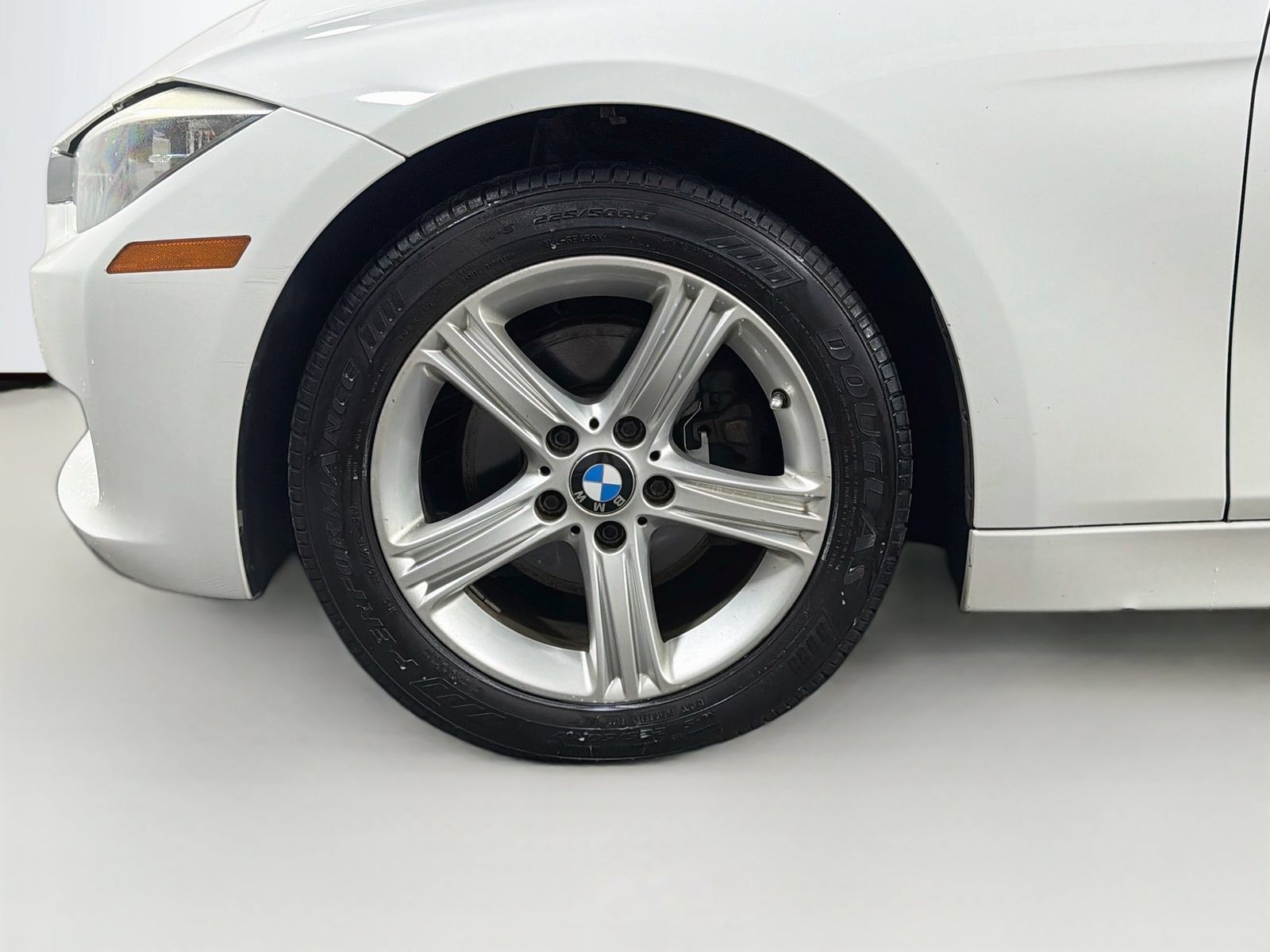 Used 2014 BMW 320i xDrive Sedan AWD/4WD image 29