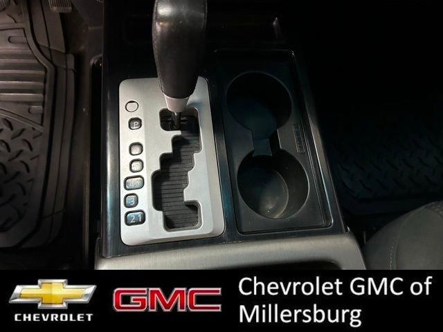 Used 2015 Nissan Titan SV w/ SV Value Truck Package image 26