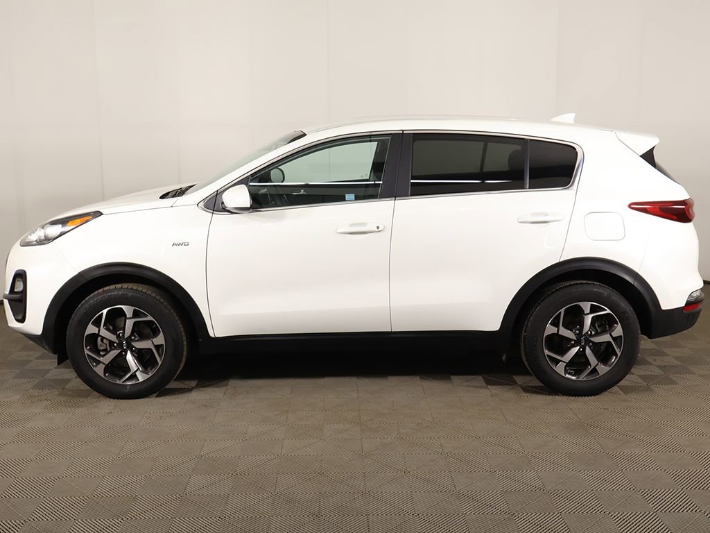Used 2022 Kia Sportage LX image 12