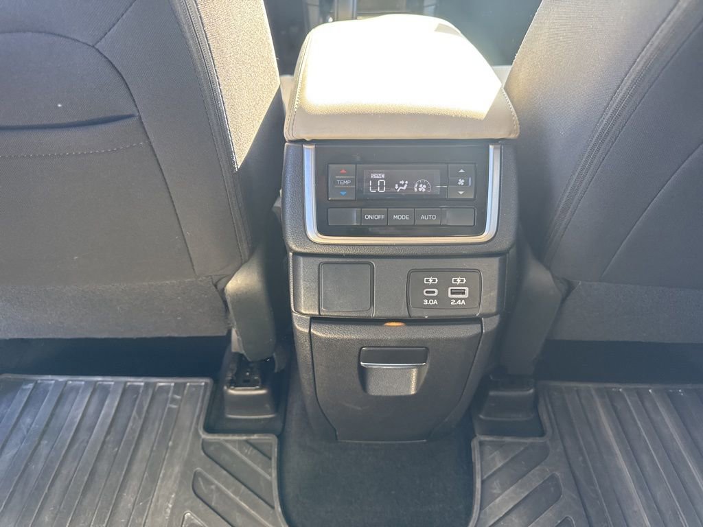 Used 2023 Subaru Ascent Premium w/ Convenience Package image 27