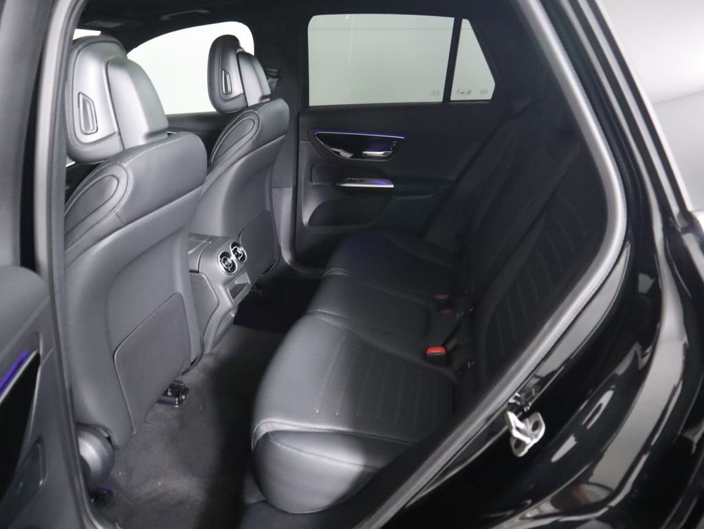 New 2026 Mercedes-Benz GLC 300 image 22