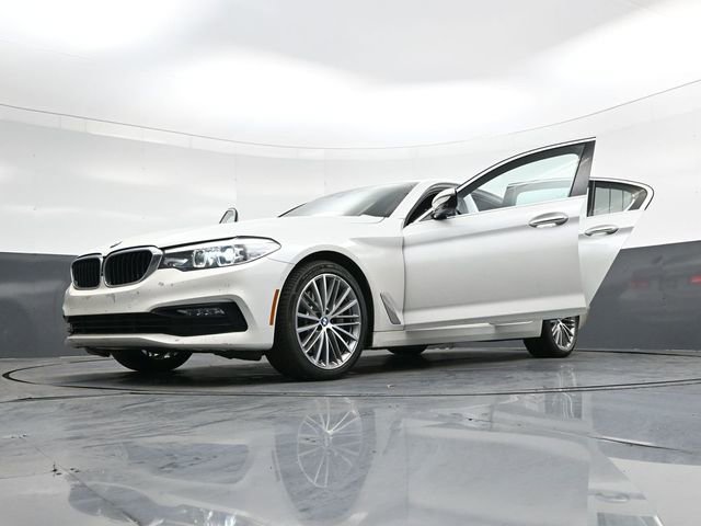 Used 2018 BMW 540i image 37