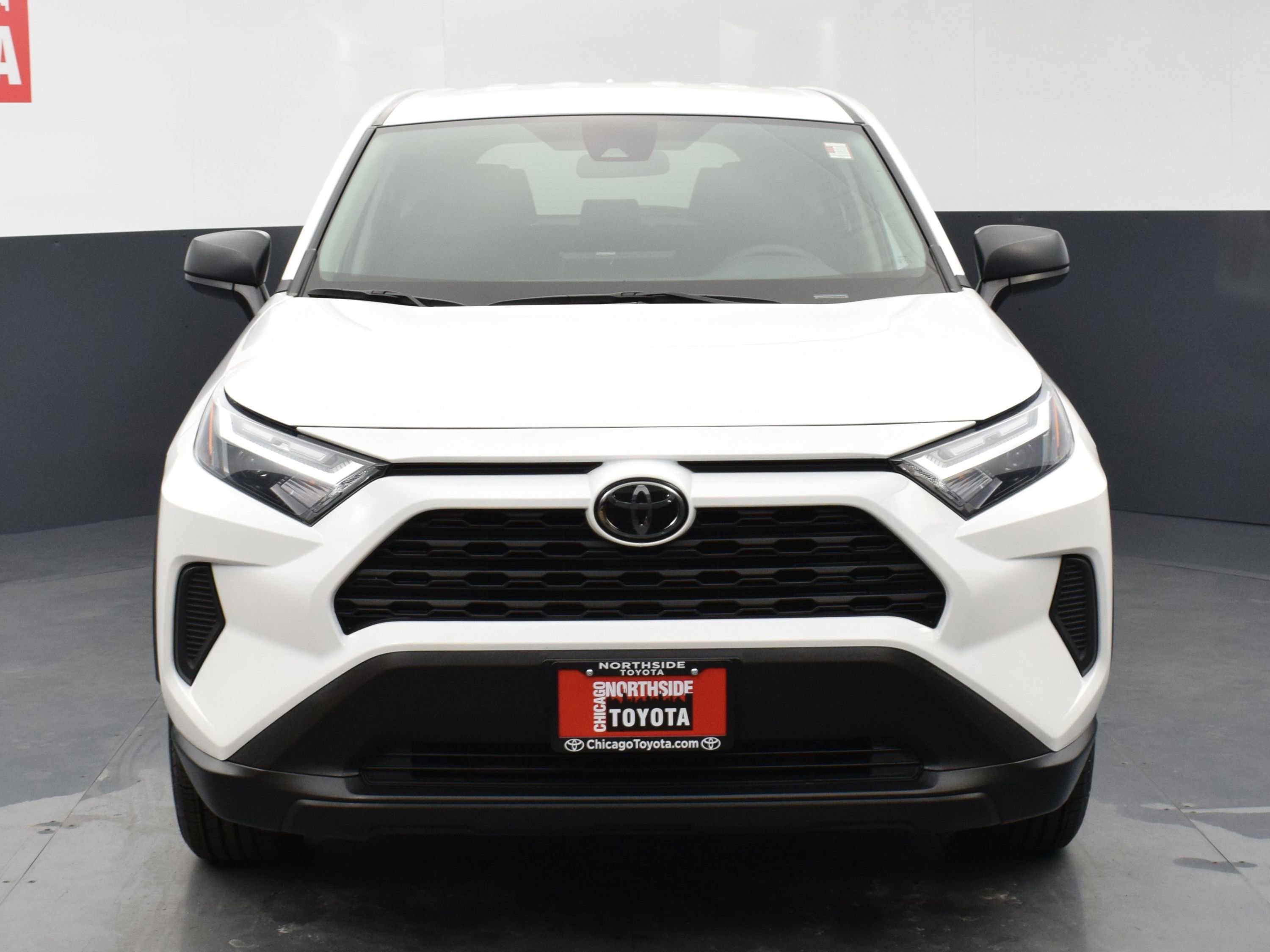 Used 2024 Toyota RAV4 LE image 7
