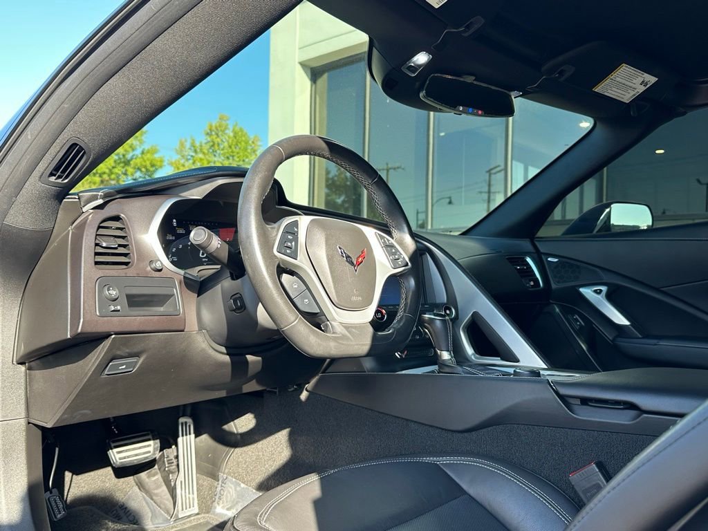 Used 2019 Chevrolet Corvette Stingray Coupe w/ 1LT image 2